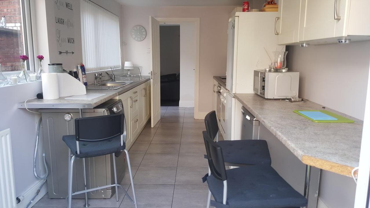 Michaels Place Belfast Bagian luar foto